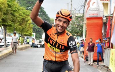 JOEL GARCIA DEL INTEJA-IMCA GAGNER LA TROISIÈME ÉTAPE DU TOUR D’INDÉPENDANCE.