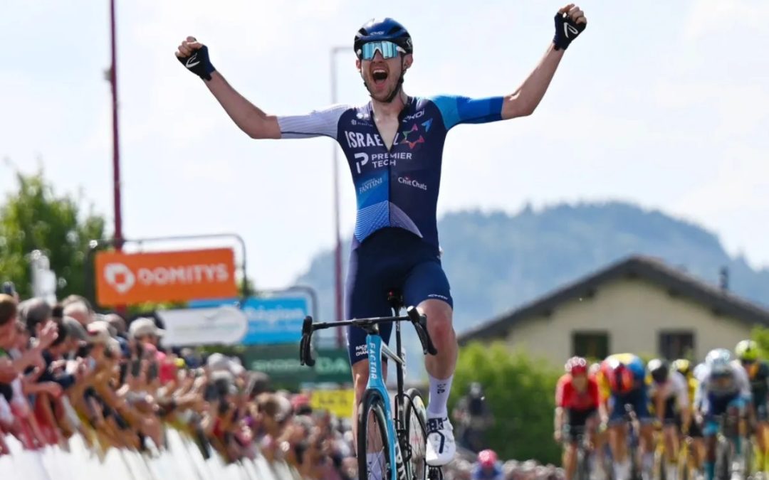 Surprise victory for Canadian Derek Gee in the third stage of the Critérium du Dauphiné