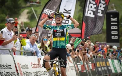 Marianne Vos se toma la revancha en la etapa reina de la Vuelta a Cataluña y se pone líder