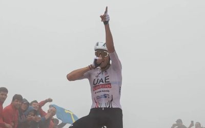 Marc Soler gana en Lagos de Covadonga y Ben O’Connor salva el liderato de La Vuelta por 5 segundos