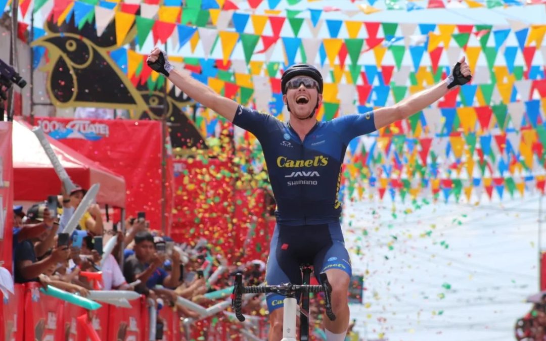 El irlandés Cormac McGeough fue el más alegre en la cuarta etapa de la Vuelta a Guatemala 2024