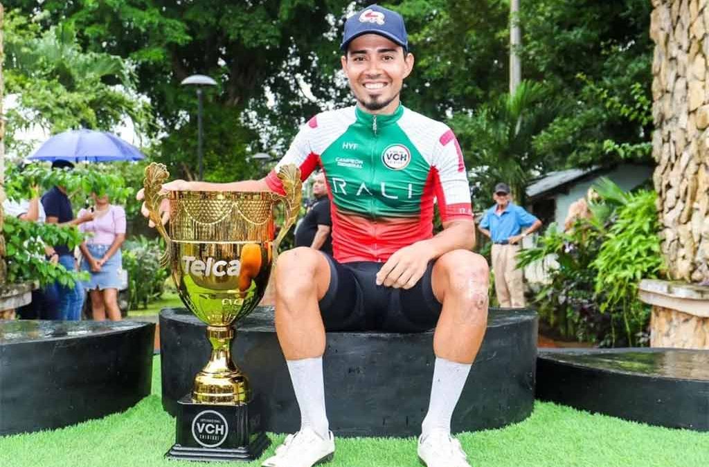 Bolívar Espinosa campeón de la Vuelta a Chiriquí 2024