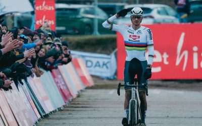 Dominio de Van der Poel y Ceylin del Carmen en la Copa del Mundo CX de Zonhoven