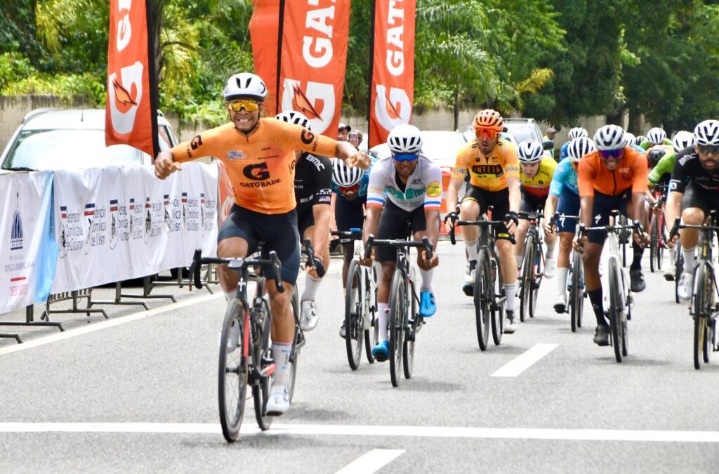 Dominicano Alberto Ramos vence en la sexta etapa de la Vuelta Independencia